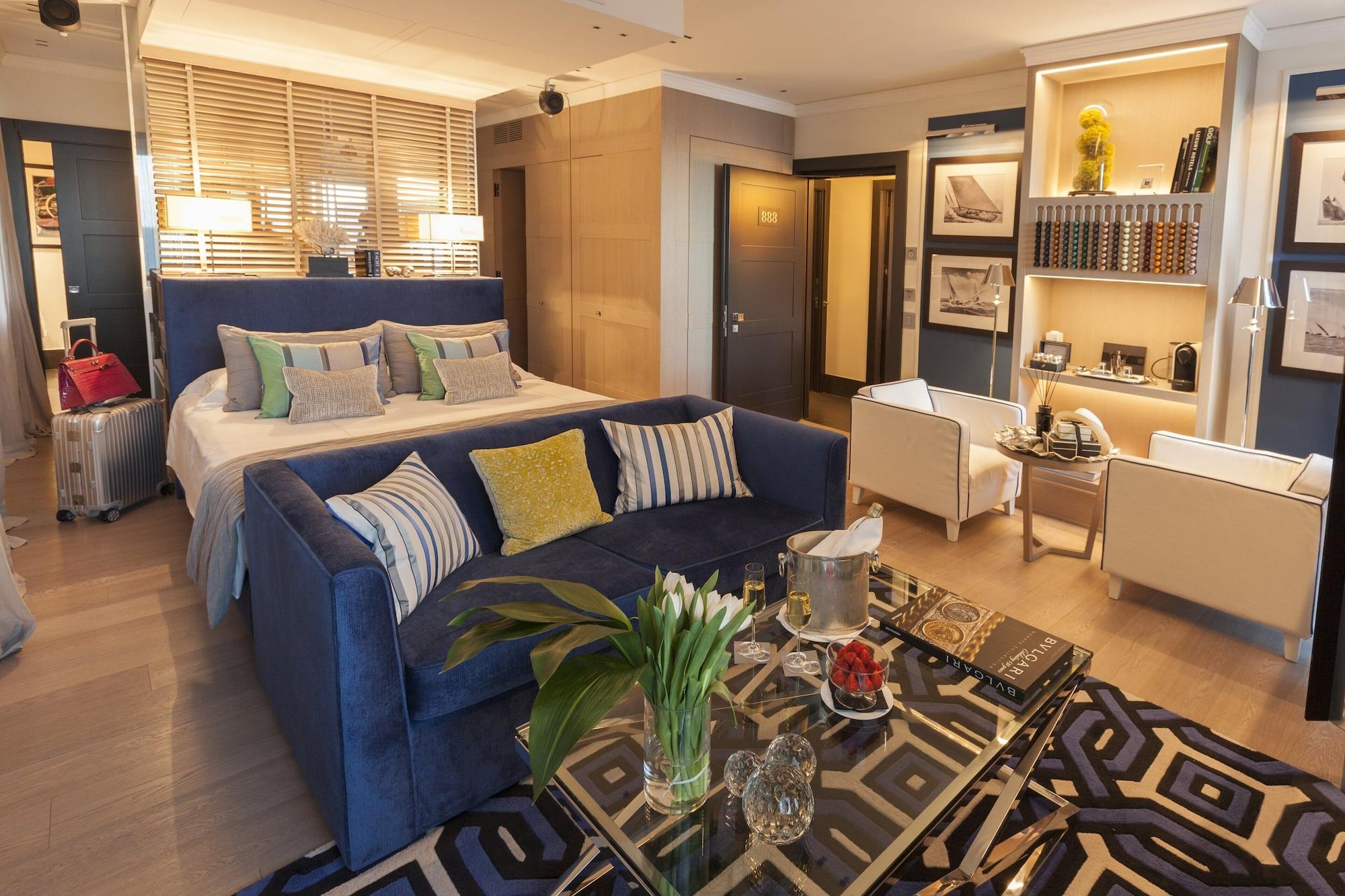 Hotel Eight Paraggi 5*