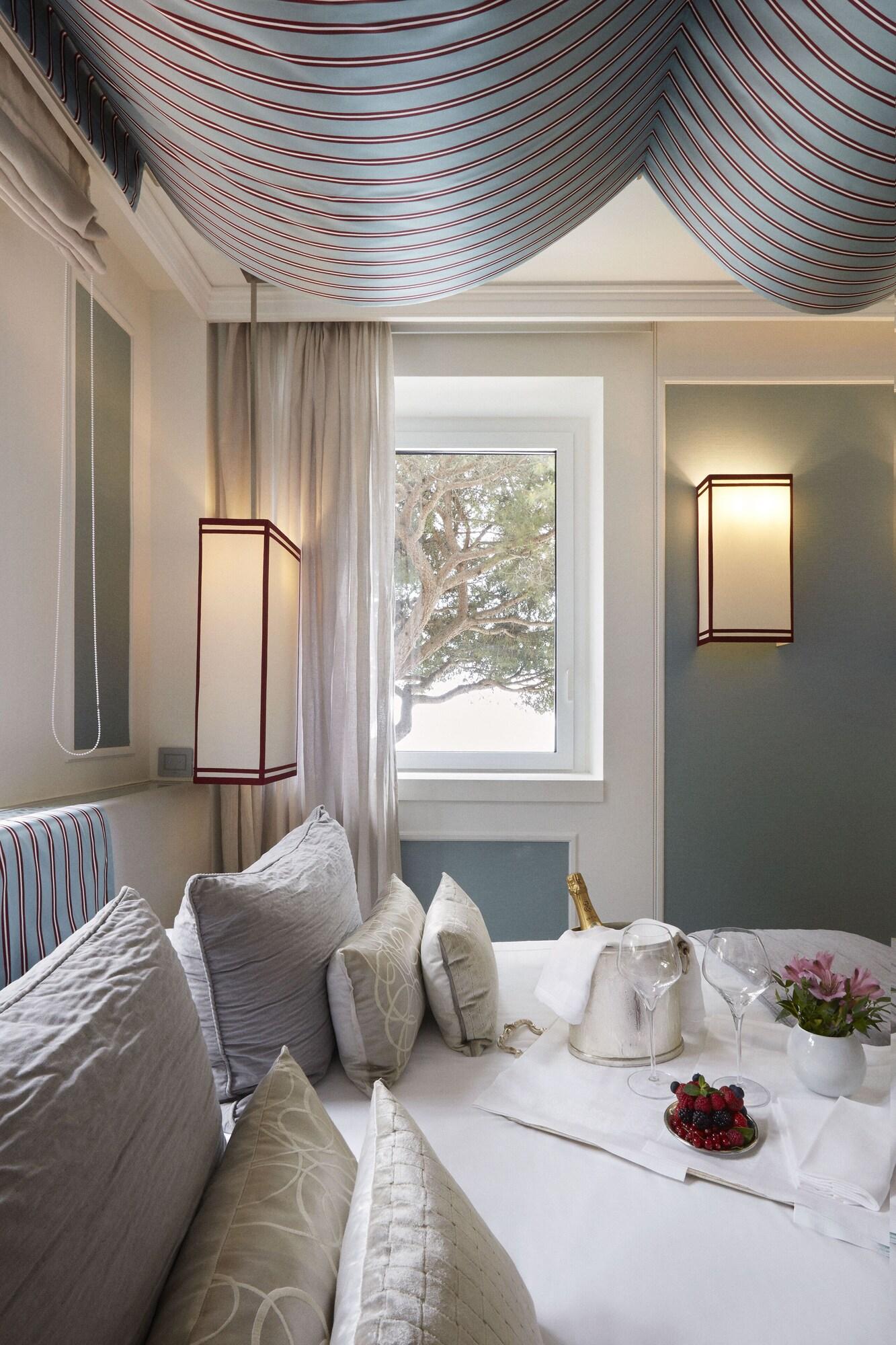 Hotel Eight Paraggi 5*